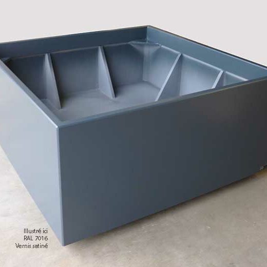 Jardinières basses IMAGE'IN en fibre ciment, fabriquées en France et sur mesure
