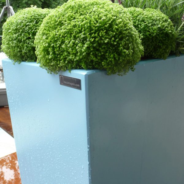 Pot évasé IMAGE'IN en fibrociment laqué sur mesure