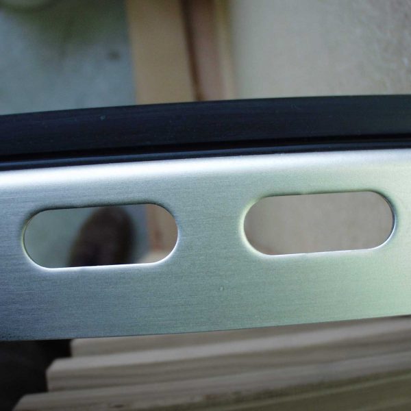 détail-inox-brossé-L