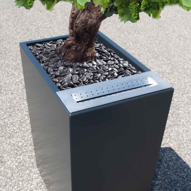 miniature-Pot-de-fleur-Image’In-avec-cendrier-sur-roulettes-Hôpital-THUSIS-Suisse Jardinière image'in