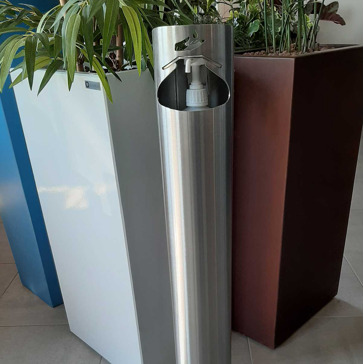 STEELAB-SBD-HYmade- Hand sanitizer dispenser 