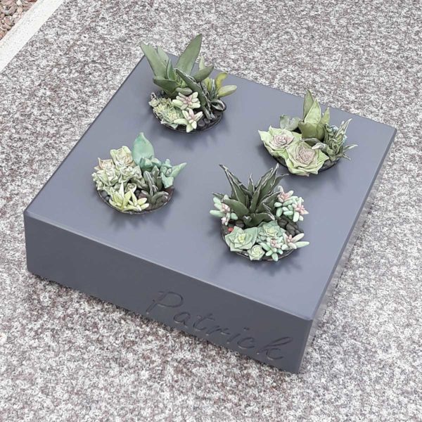 IMAGE’IN-Pot-gravé-pour-décoration-tombale Pot pour tombe IMAGE'IN - Pots durables pour tombe