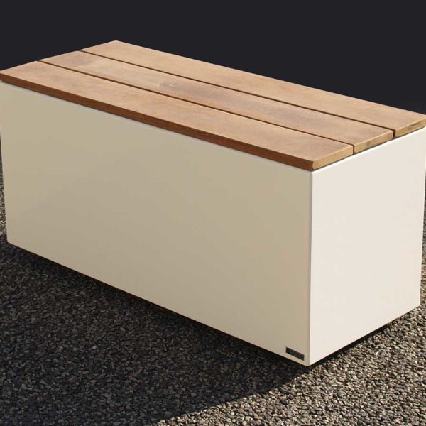 COFFRE—BANC-de-jardin-IMAGE’IN-Assise-lames-bois-en-recouvrement-B IMAGE'IN Coffre de rangement d'extérieur sur mesure
