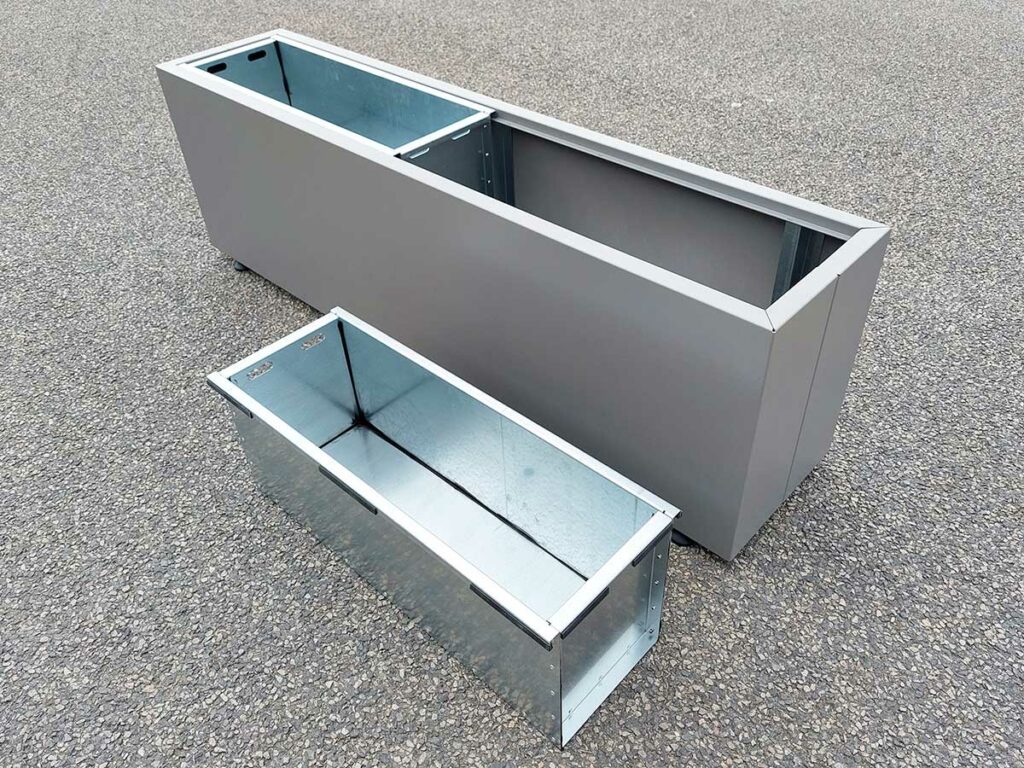 Jardinière STEELAB SBA avec bacs de culture de hauteur réduite amovibles