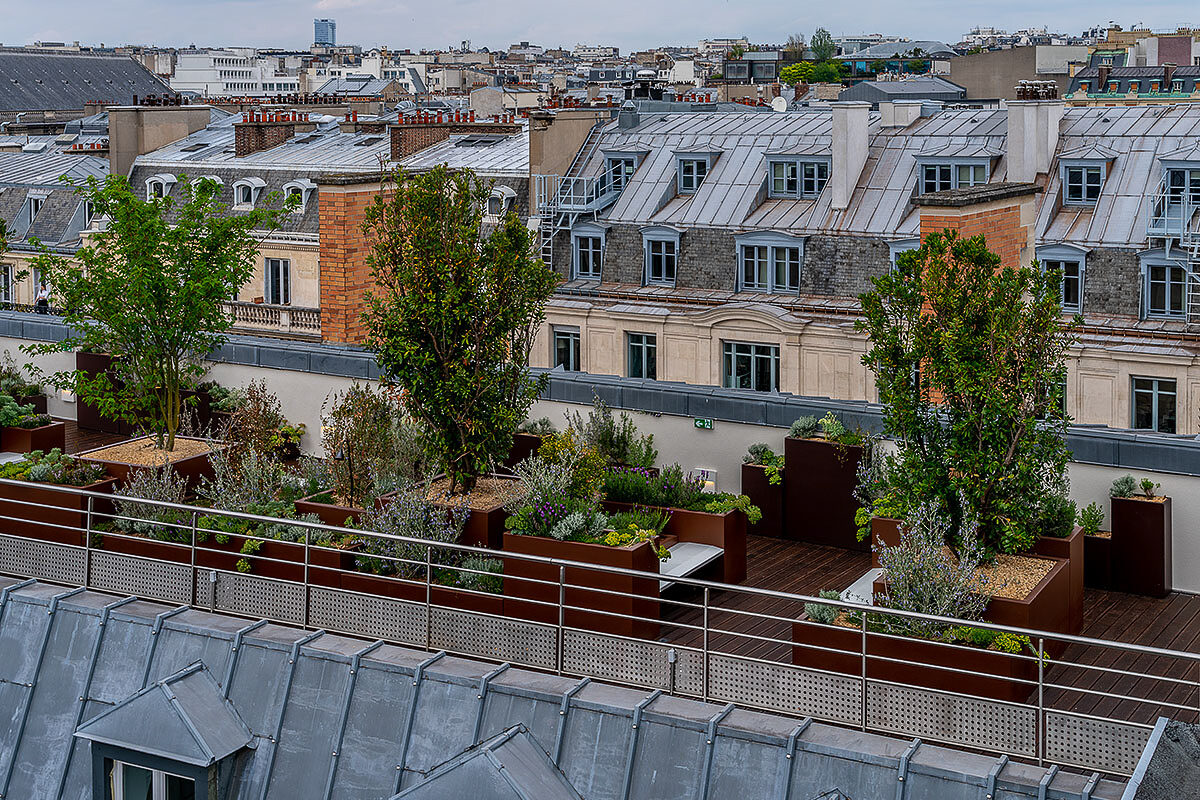 Association jardinières IMAGE'IN en fibre-ciment et STEELAB en Aluminium