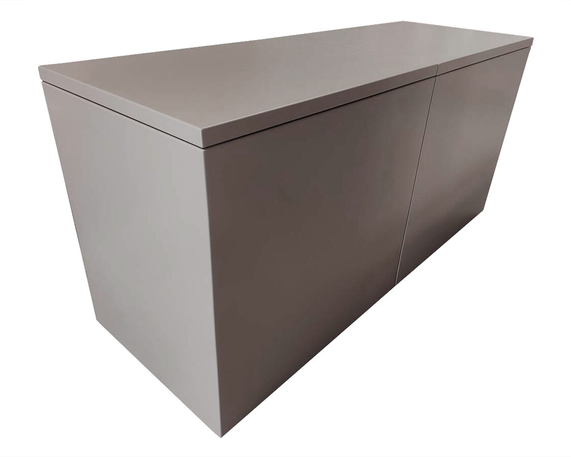 Très grand coffre étanche pour l'extérieur, fabriqué sur mesure en tôlerie aluminium STEELAB - version fermée.
