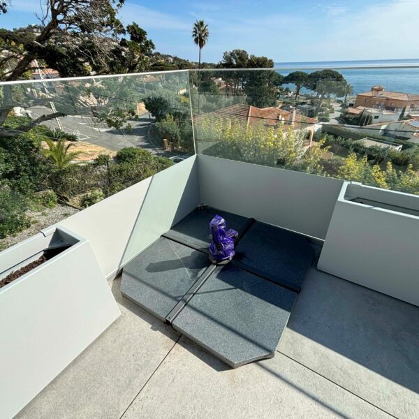 Bacs-IMAGE-IN-Terrasse-6 Jardinieres sur mesure image'in et brise vu d'angle en tôlerie aluminium