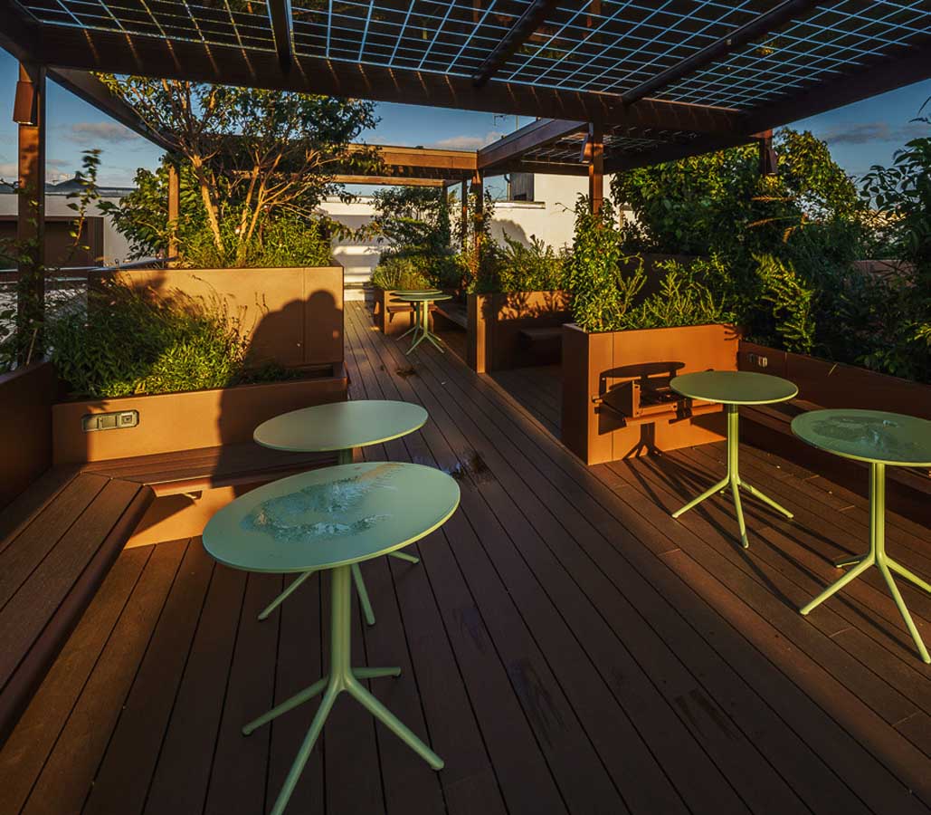Bancs et Jardinières sur mesure en aluminium de la marque STEELAB de chez ATELIER SO GREEN